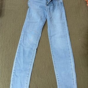 Levi- Classic Blue Women's Jeans